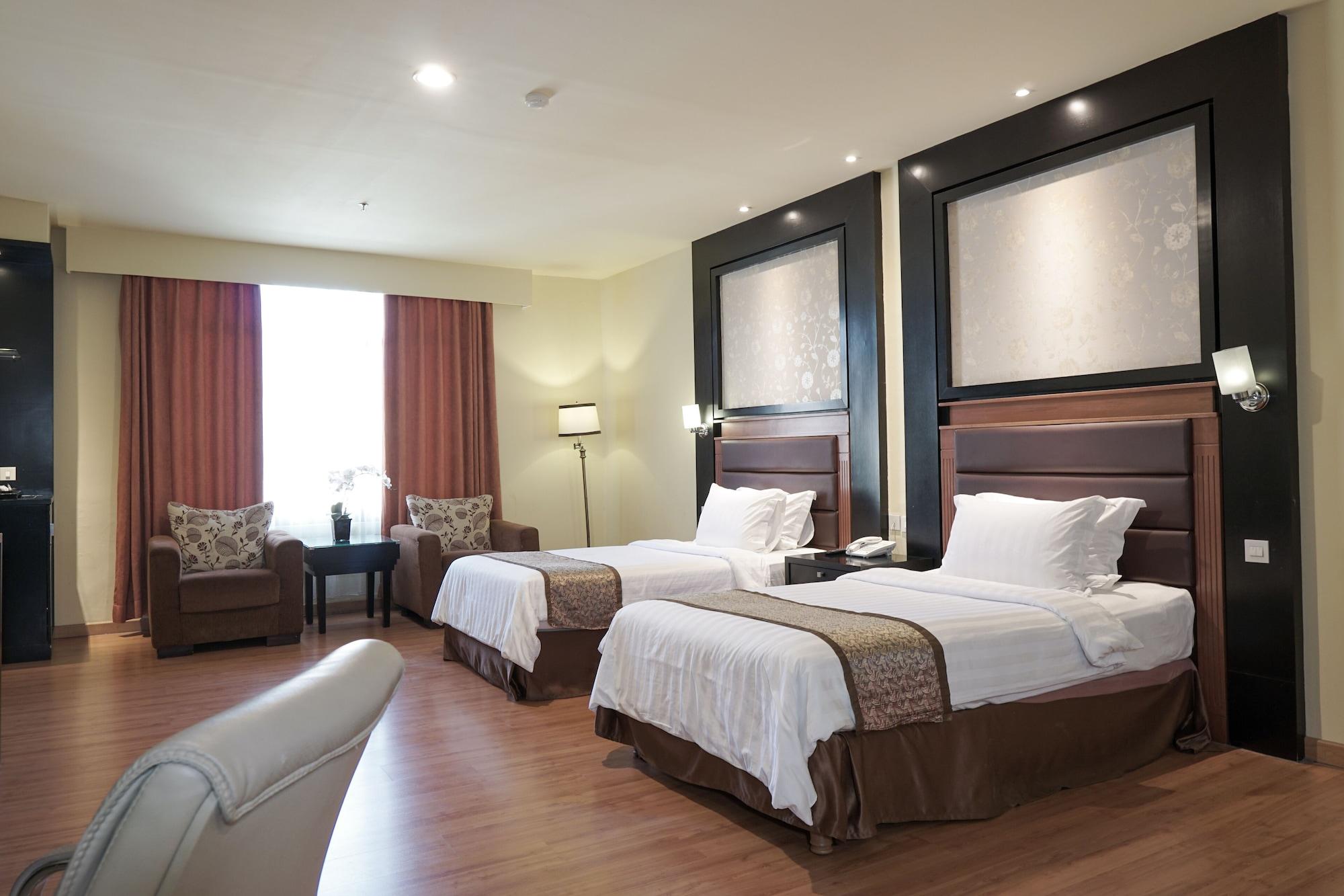 Sari Ater Kamboti Hotel Бандунг Екстериор снимка