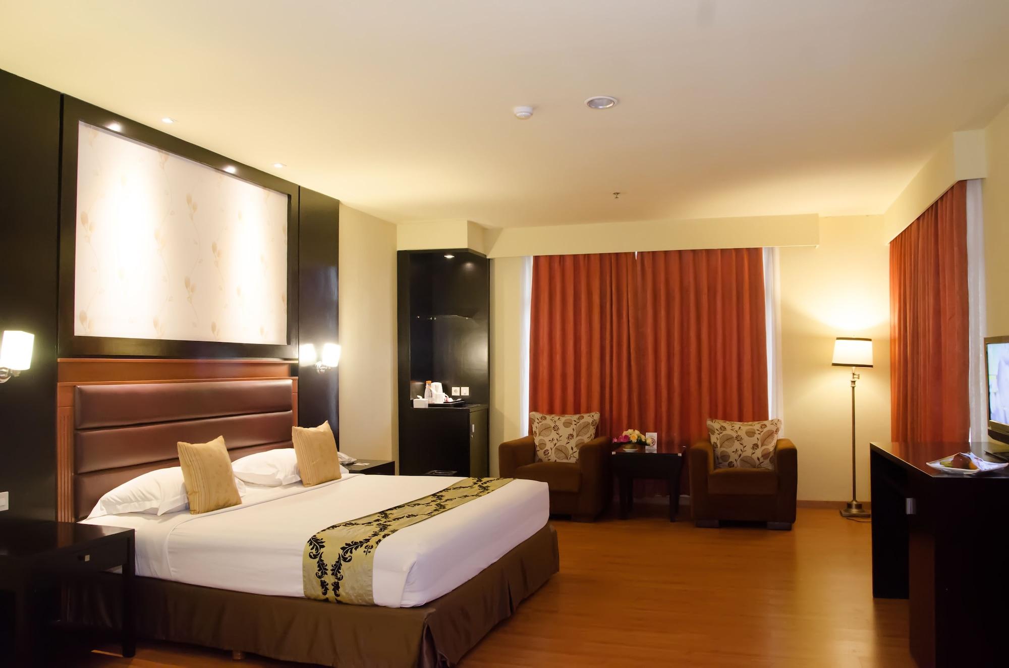 Sari Ater Kamboti Hotel Бандунг Екстериор снимка