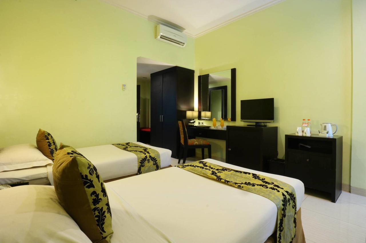 Sari Ater Kamboti Hotel Бандунг Екстериор снимка