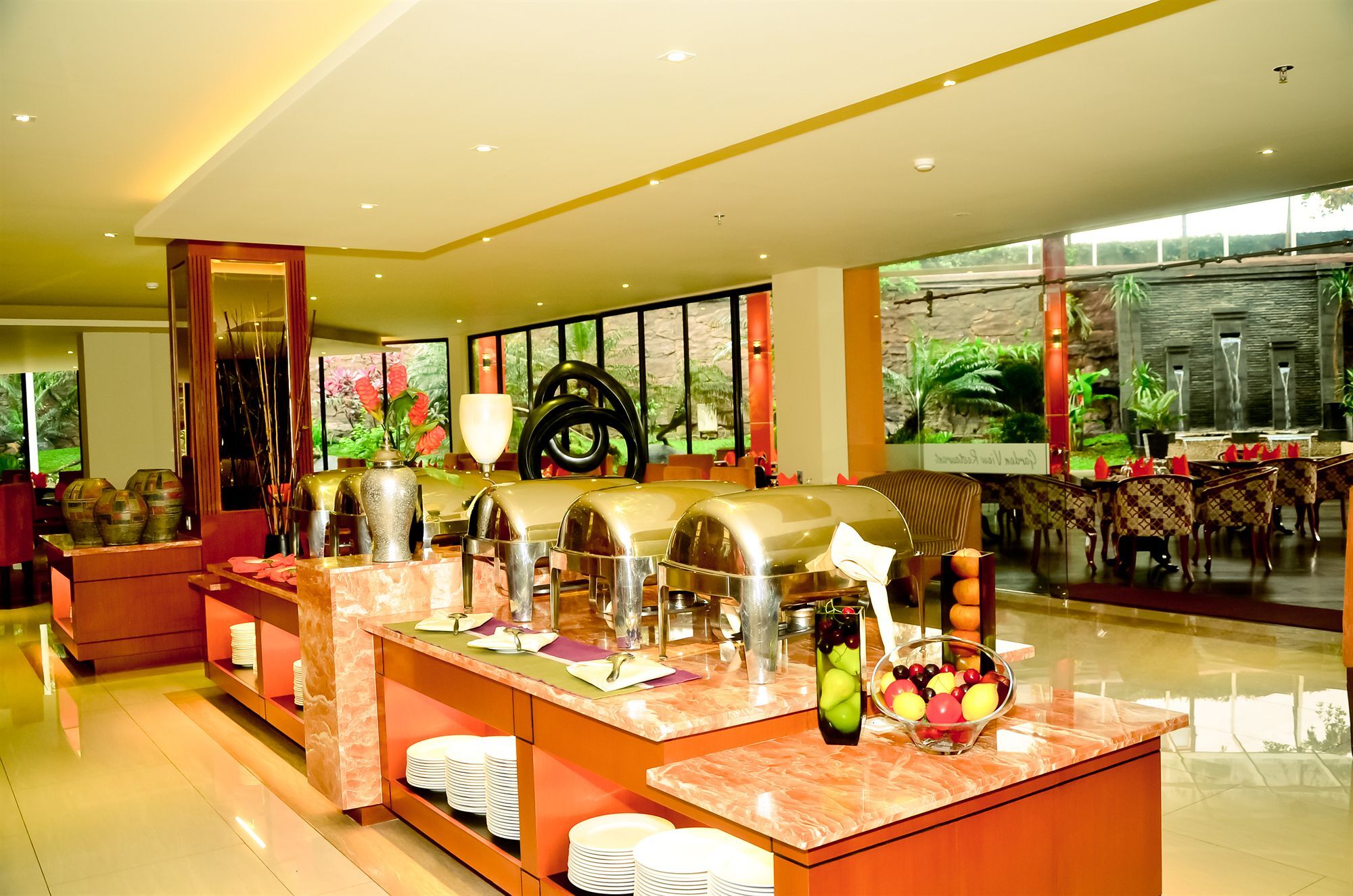 Sari Ater Kamboti Hotel Бандунг Екстериор снимка